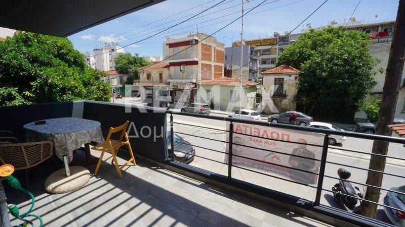 Θέα από μπαλκόνι