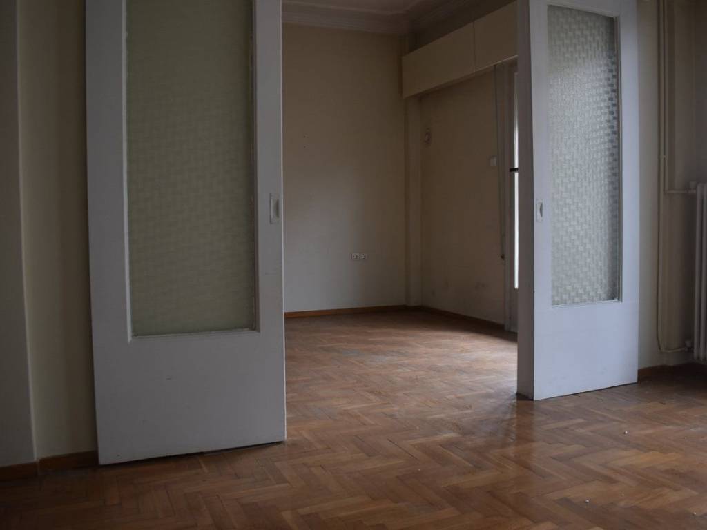 ΕΣΩΤΕΡΙΚΗ ΑΠΟΨΗ ΤΟΥ ΔΙΑΜΕΡΙΣΜΑΤΟΣ