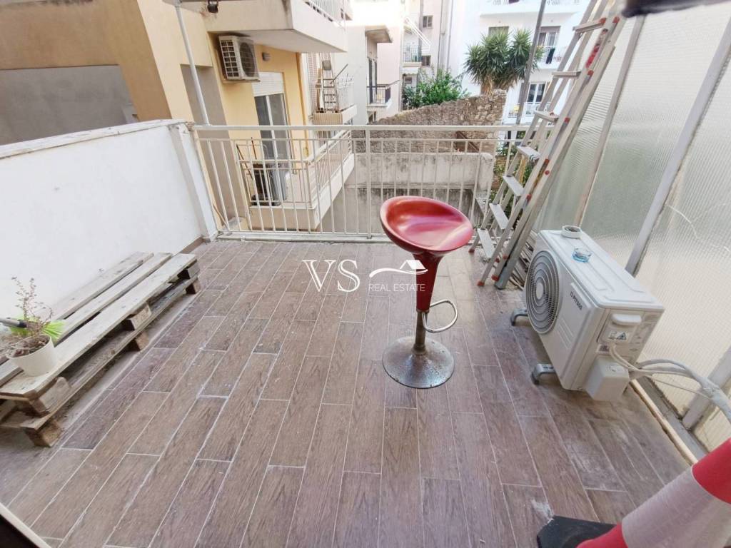 Θέα απο μπαλκόνι