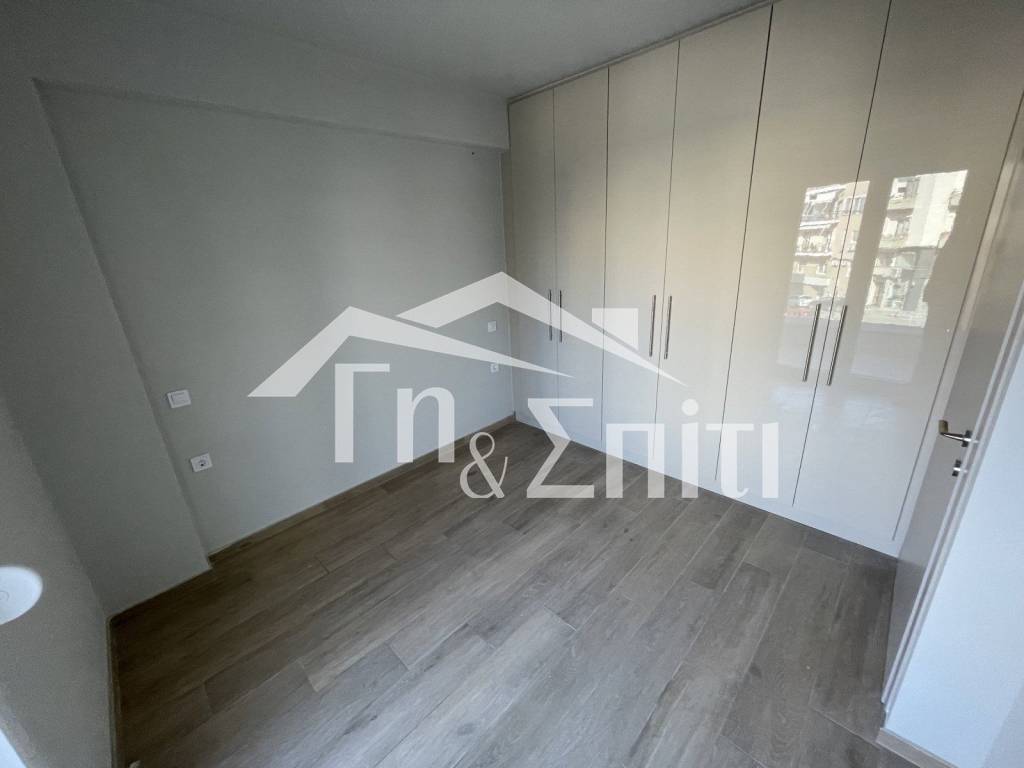 Σαλοκουζίνα