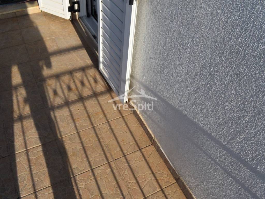 ΜΠΑΛΚΟΝΙ ΥΠΝΟΔΩΜΑΤΙΟΥ