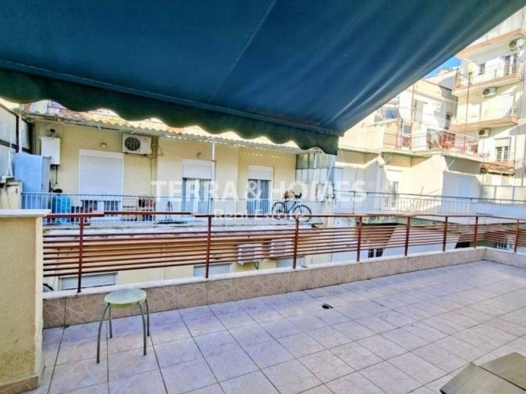 Θέα από μπαλκόνι