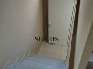 Εσωτερικη σκάλα