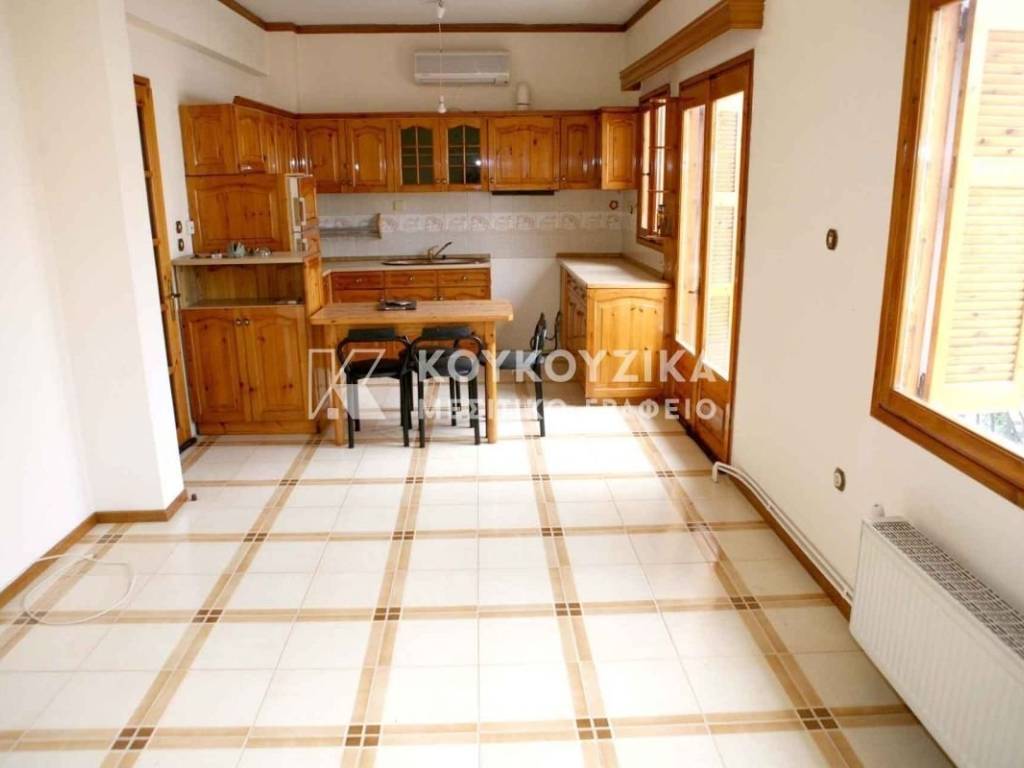 Σαλοκουζίνα