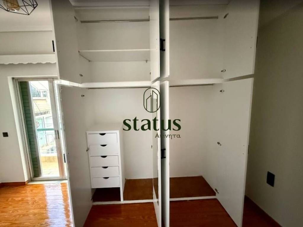 Εντοιχισμένη ντουλάπα