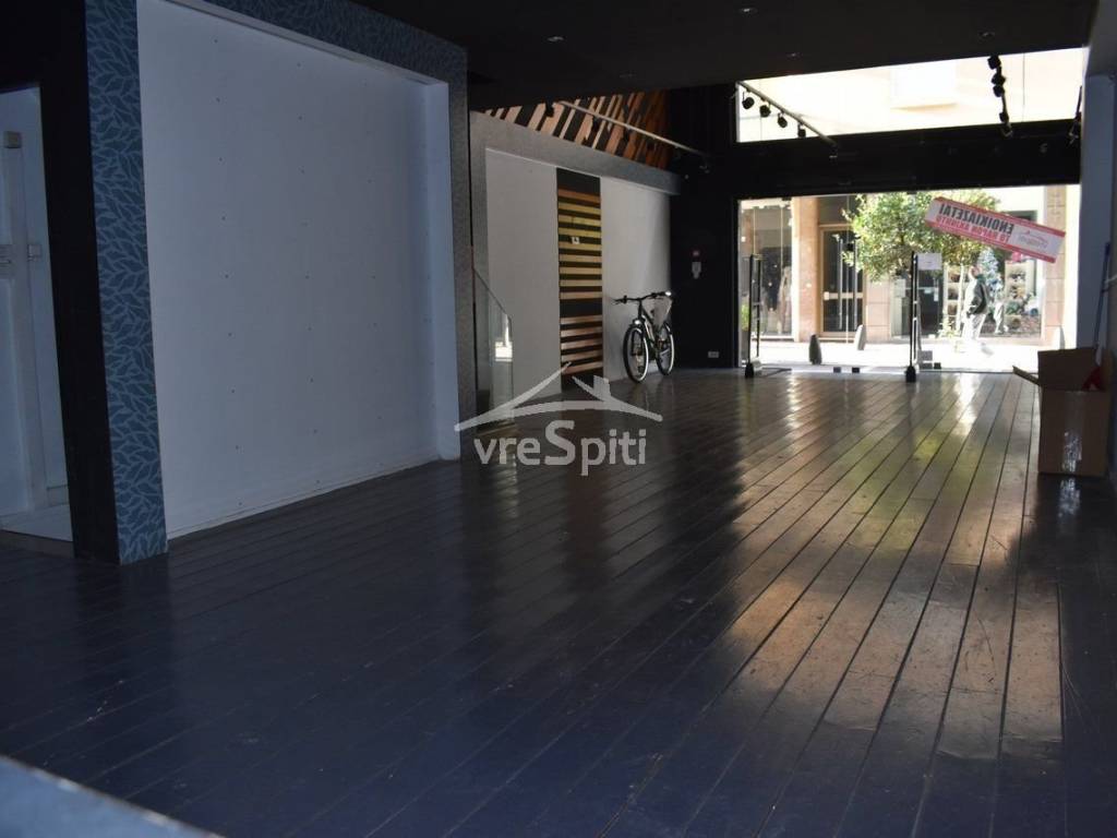 ΙΣΟΓΕΙΟ - ΕΣΩΤΕΡΙΚΗ ΑΠΟΨΗ ΤΟΥ ΚΑΤΑΣΤΗΜΑΤΟΣ