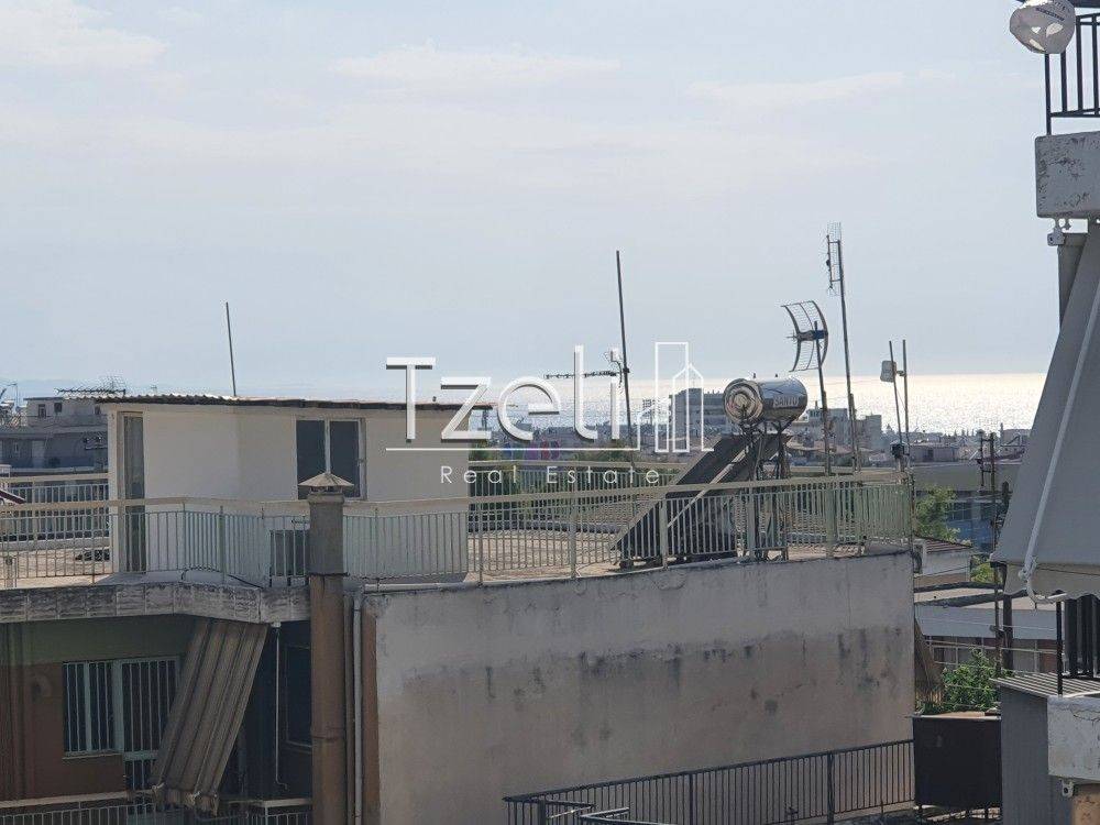 Θέα απο μπαλκόνι