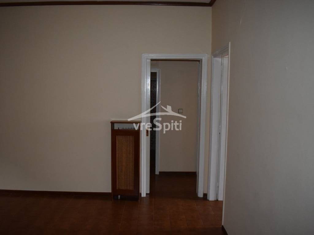 ΚΑΘΙΣΤΙΚΟ ΜΕ ΤΖΑΚΙ