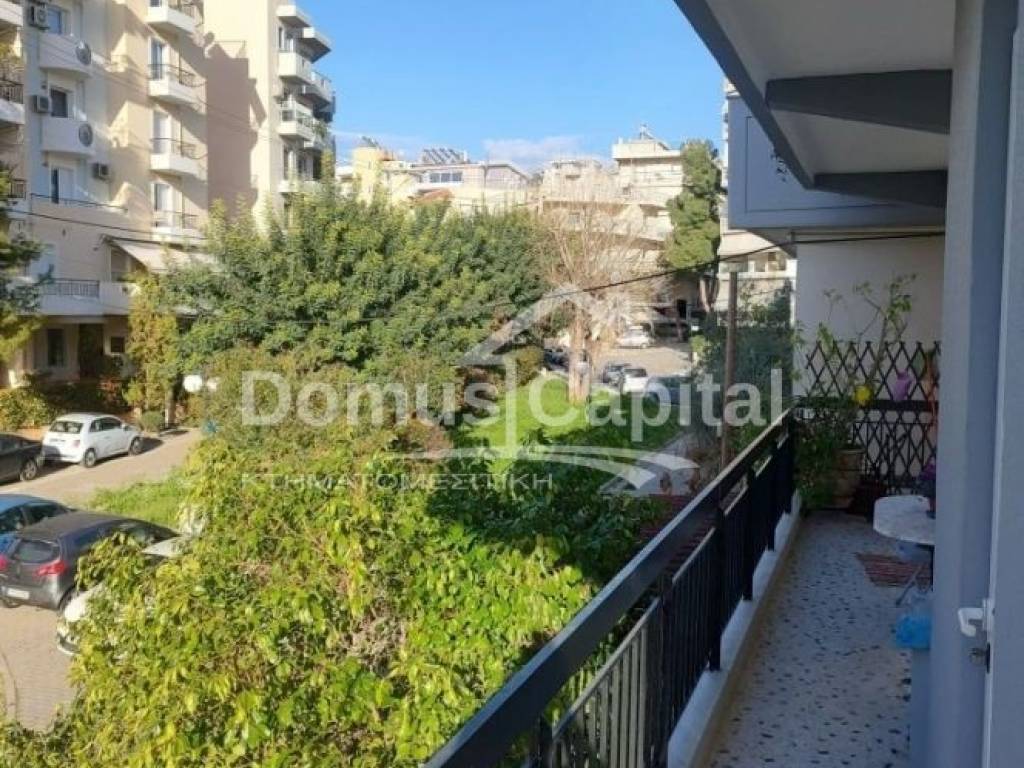 Θέα από μπαλκόνι