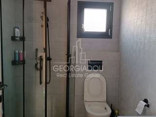 μπανιο δευτερου οροφου