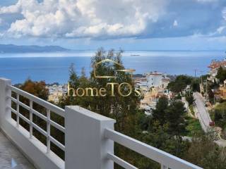 Θέα από μπαλκόνι