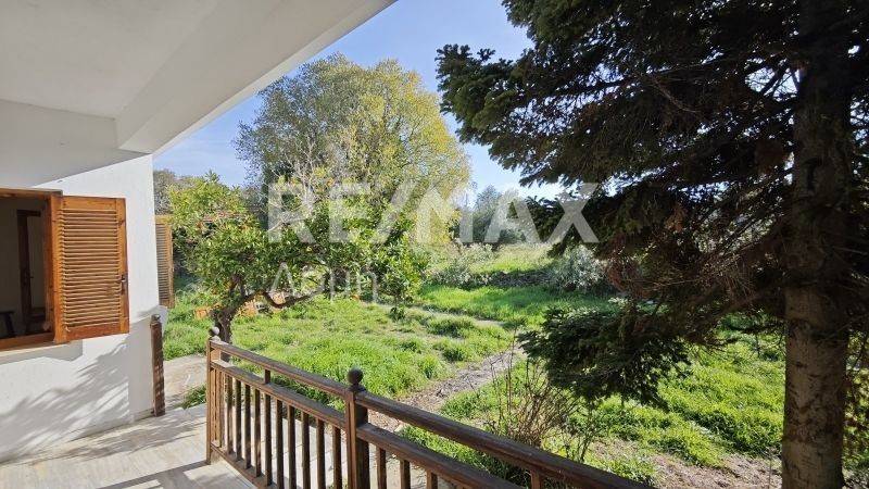 Θέα από μπαλκόνι