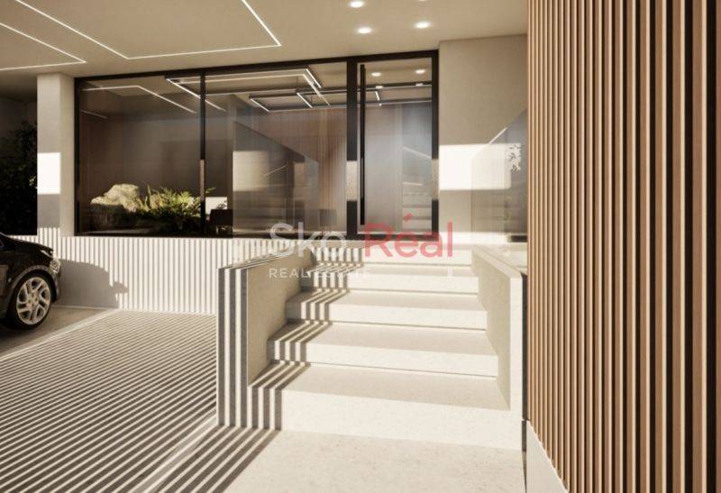 ΦΩΤΟΡΕΑΛΙΣΤΙΚΑ