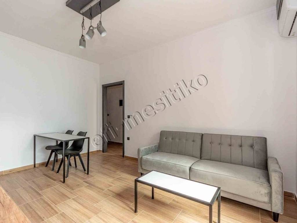 Σαλοκουζίνα