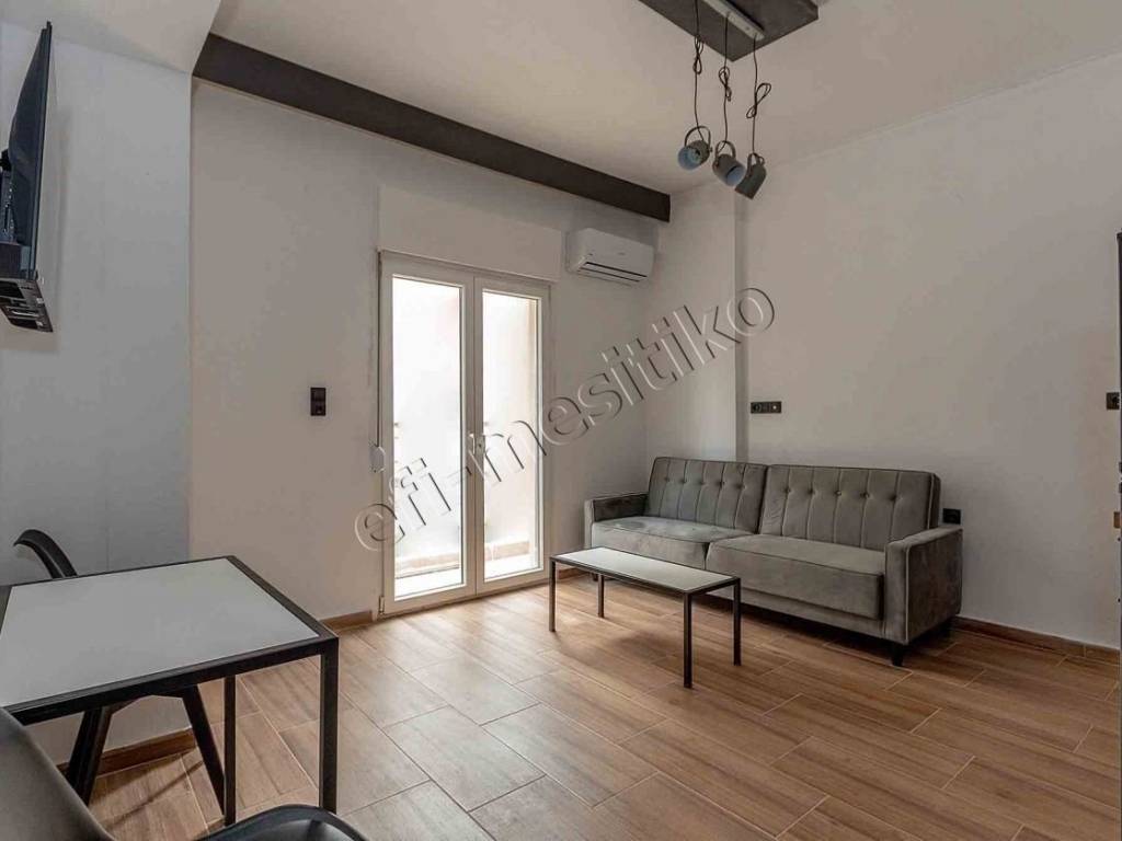 Σαλοκουζίνα