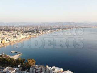 ΘΕΑ ΘΑΛΑΣΣΑ