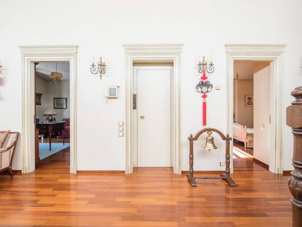 Left 1st bedroom, middle the elevator, right 2nd bedroom