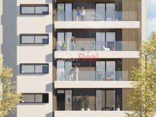 ΦΩΤΟΡΕΑΛΙΣΤΙΚΑ