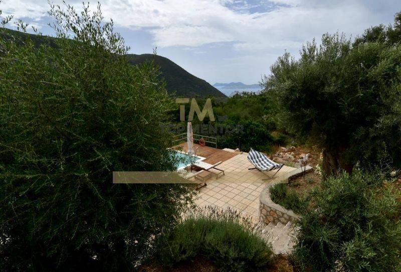 Θέα από μπαλκόνι