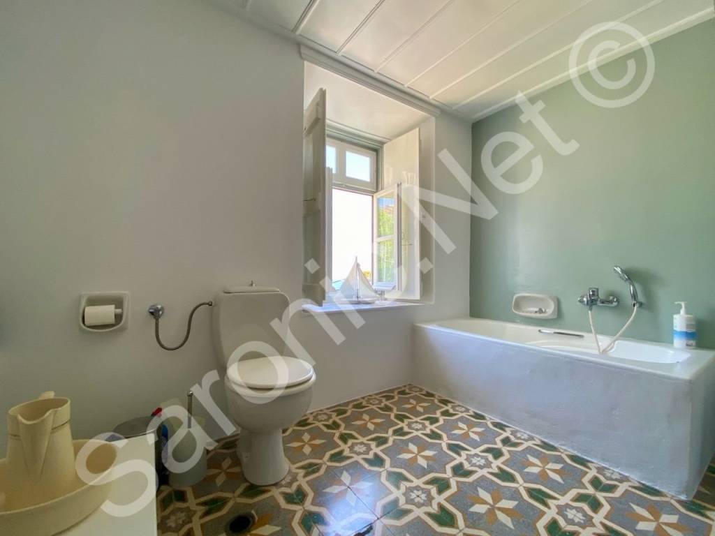 Shower over full size bath