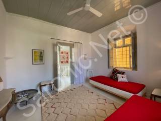 Bed 3 or sitting room, covered window o'looks top terrace