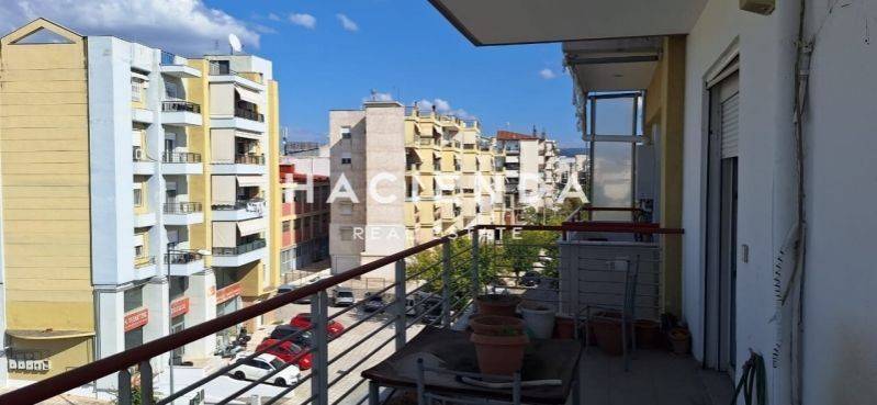 Θέα από μπαλκόνι