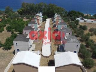 Ξυλόκαστρο, Μελίσσι: Πωλείται μοναδικό