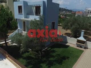 Ξυλόκαστρο, Μελίσσι: Πωλείται μοναδικό