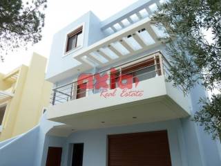 Ξυλόκαστρο, Μελίσσι: Πωλείται μοναδικό