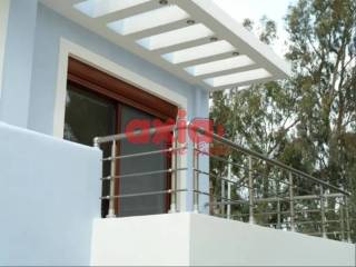 Ξυλόκαστρο, Μελίσσι: Πωλείται μοναδικό