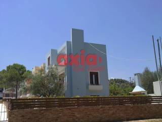 Ξυλόκαστρο, Μελίσσι: Πωλείται μοναδικό