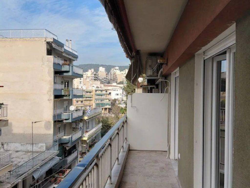 Forumland Real Estate, Βεράντες