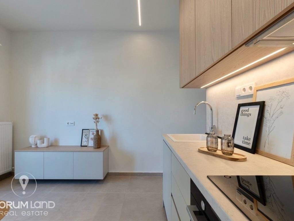 Forumland Real Estate, Σαλοκουζίνα