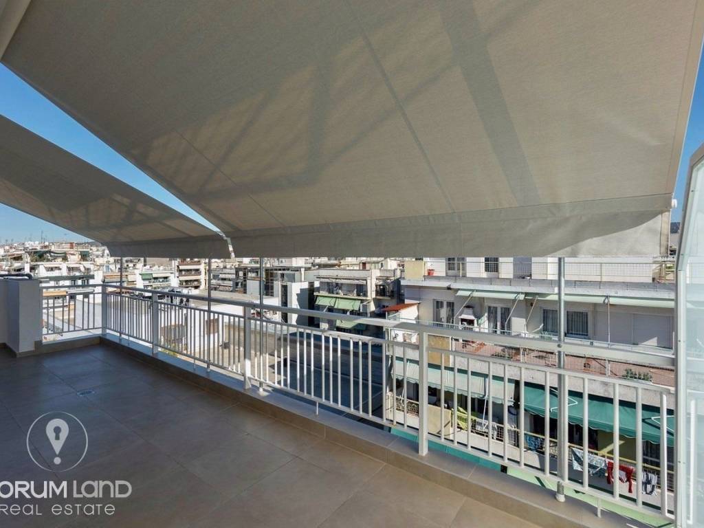 Forumland Real Estate, Βεράντες