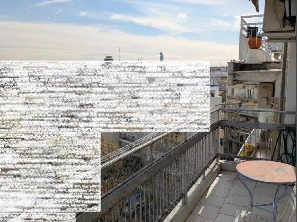 Forumland Real Estate, Βεράντες