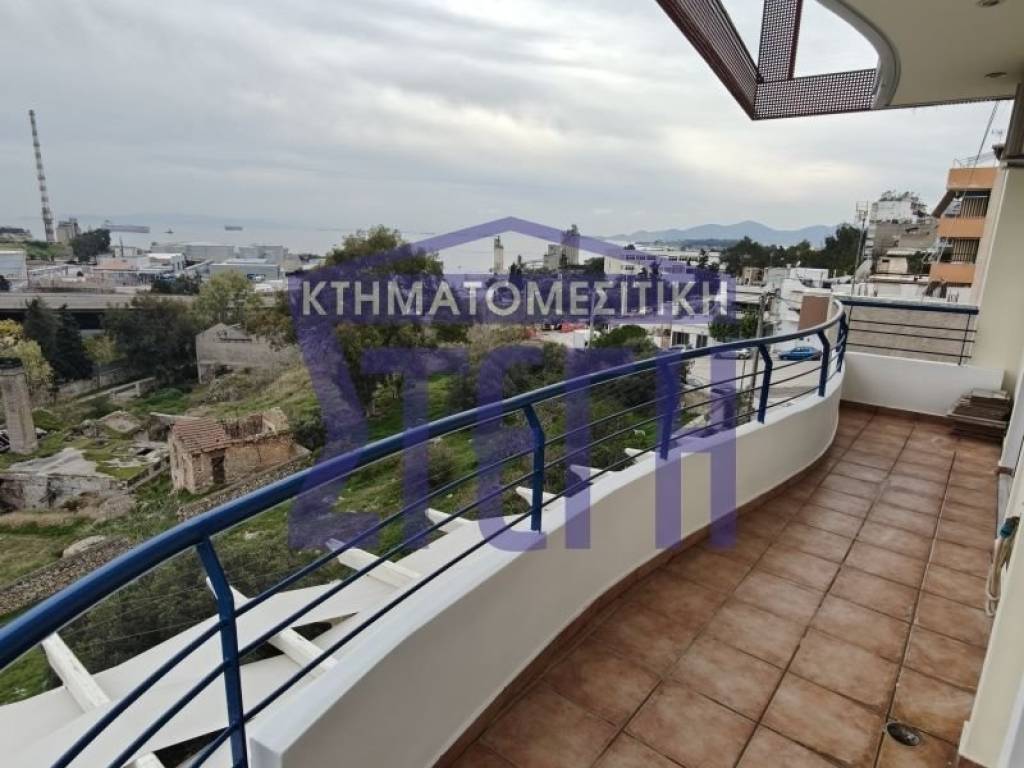 Θέα από μπαλκόνι