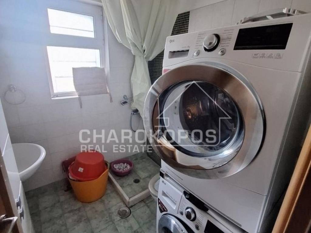 Μπάνιο κάτω επιπέδου