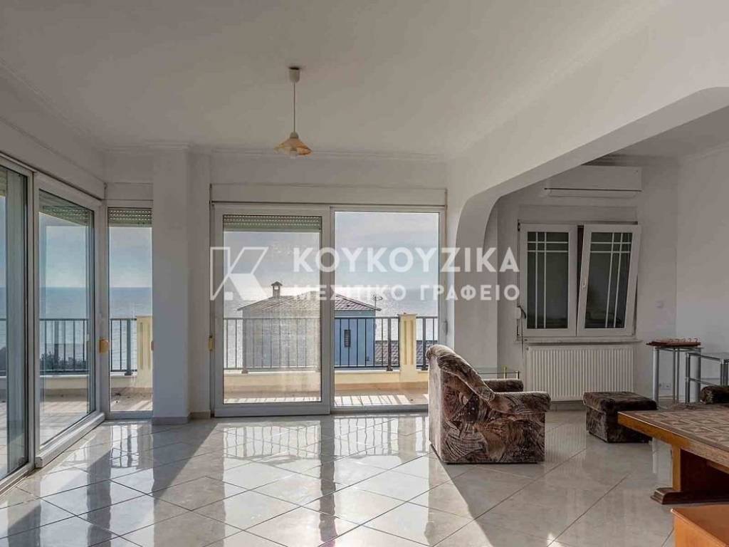 Σαλοκουζίνα