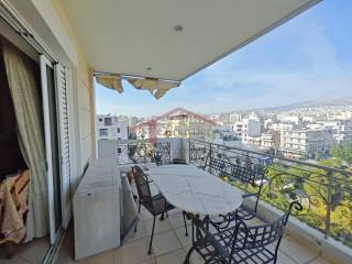 Θέα από μπαλκόνι