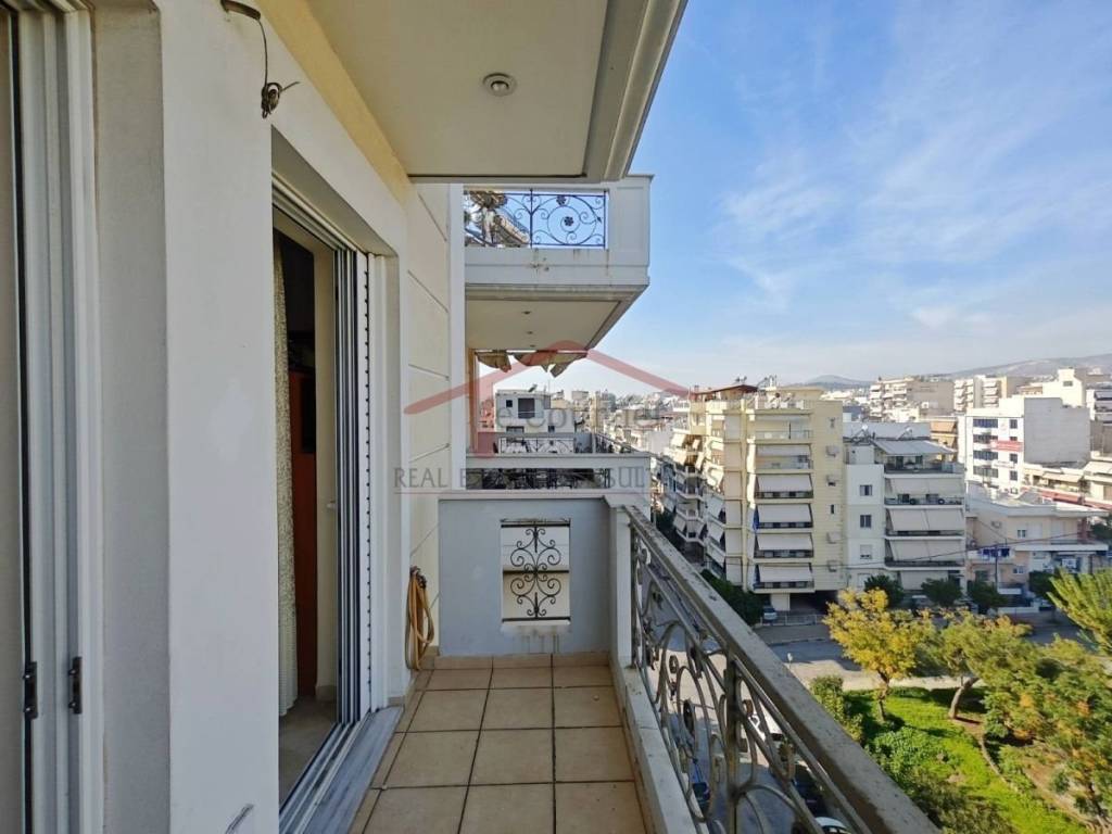 Θέα από μπαλκόνι