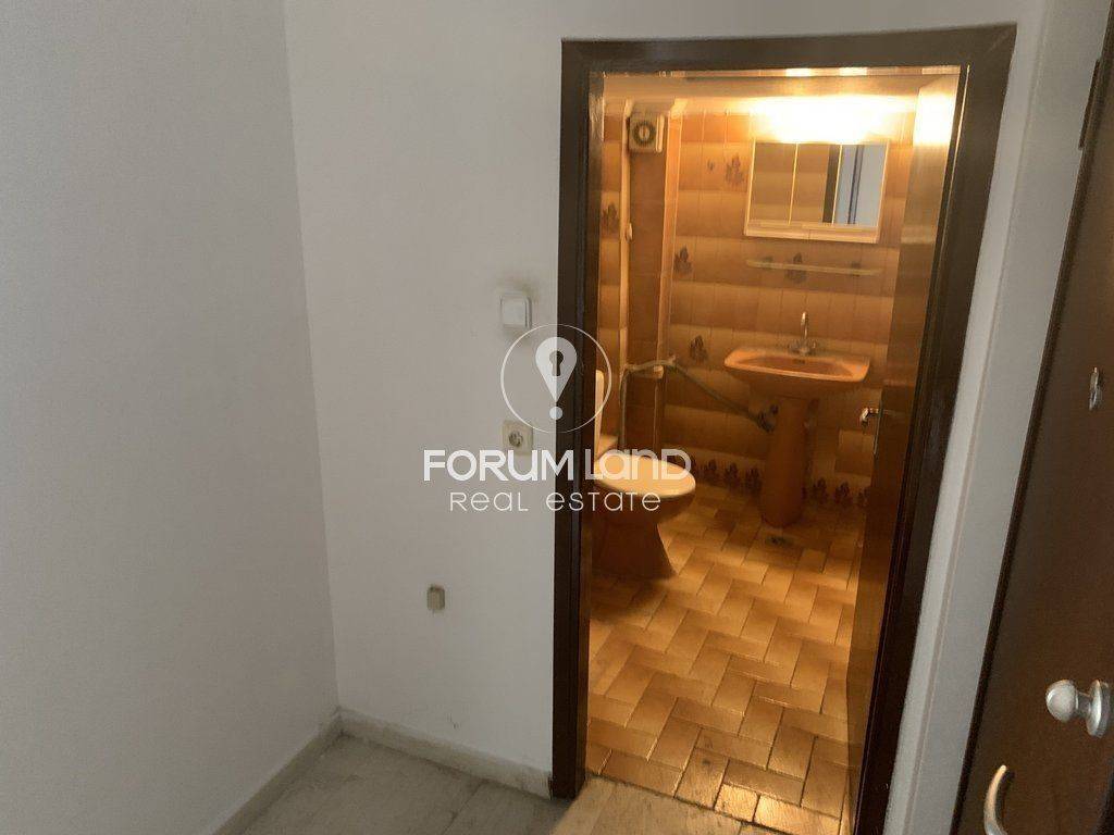 Forumland Real Estate, Mpanio me mpaniera