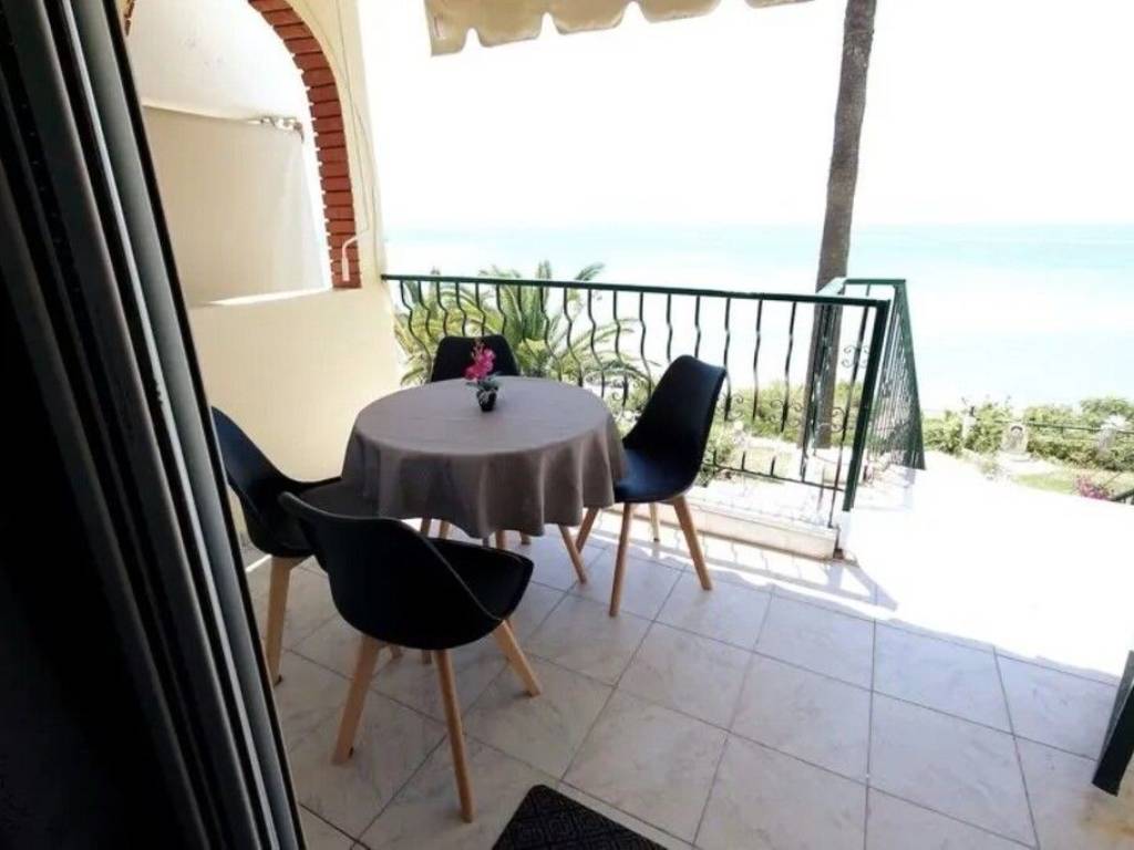 Apartment - Grekodom 62665|966388