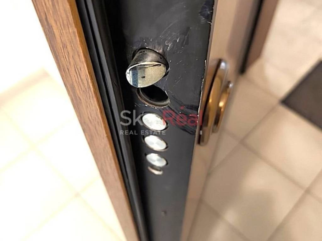 ΠΟΡΤΑ ΑΣΦΑΛΕΙΑΣ