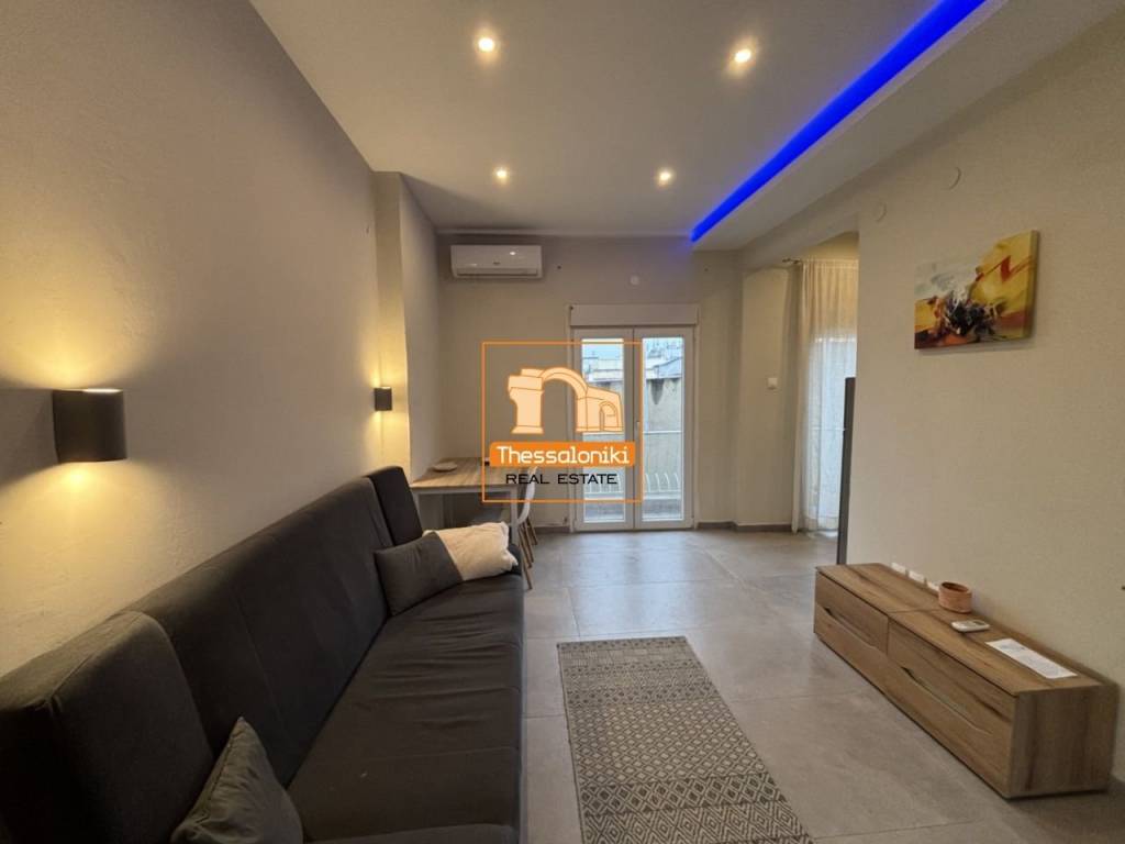 Άγιος Δημήτριος, Γκαρσονιέρα, 53 τ.μ.