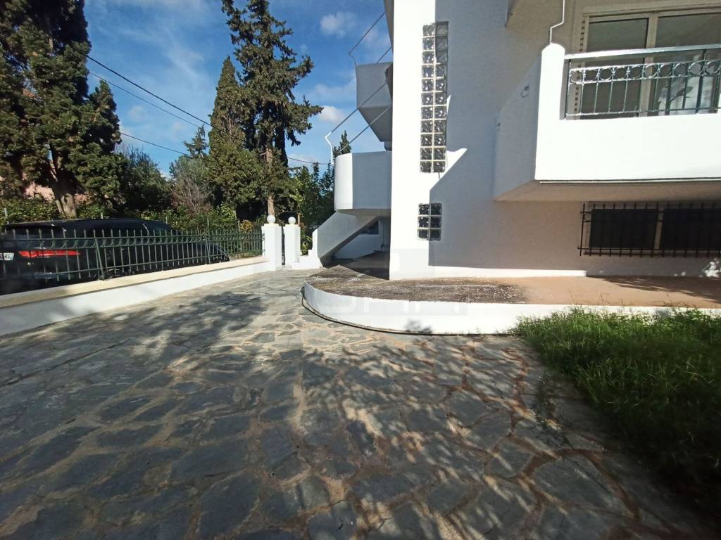 Εξωτερικοι χώροι