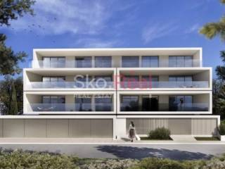 φωτορεαλιστικά