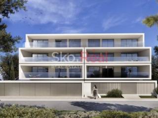 ΦΩΤΟΡΕΑΛΙΣΤΙΚΑ