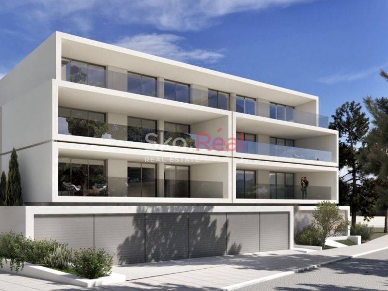 ΦΩΤΟΡΕΑΛΙΣΤΙΚΑ