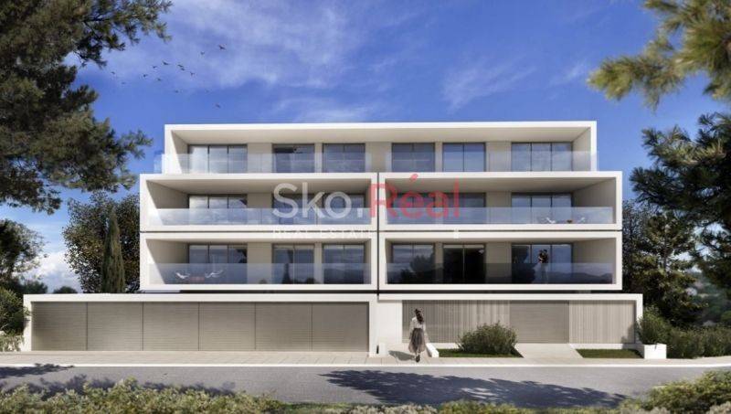 ΦΩΤΟΡΕΑΛΙΣΤΙΚΑ