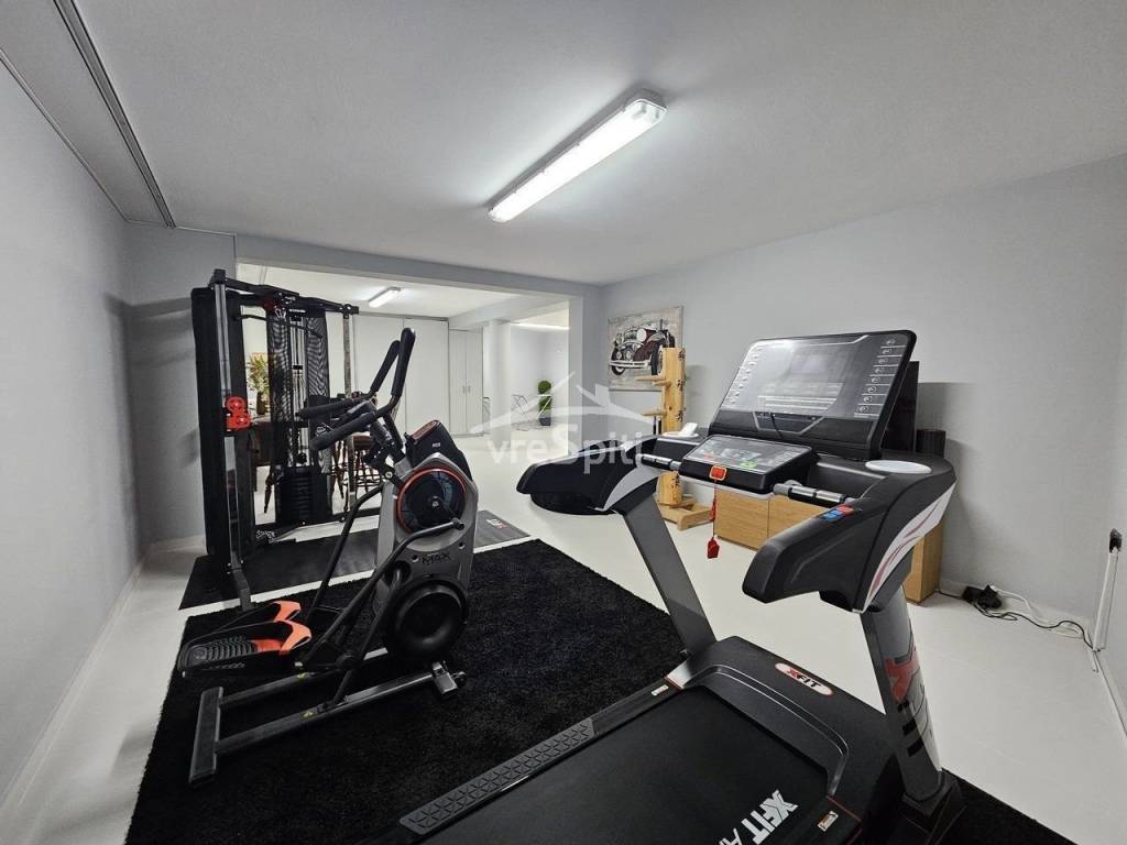 GENIKE APOPSE TES KATOIKIAS